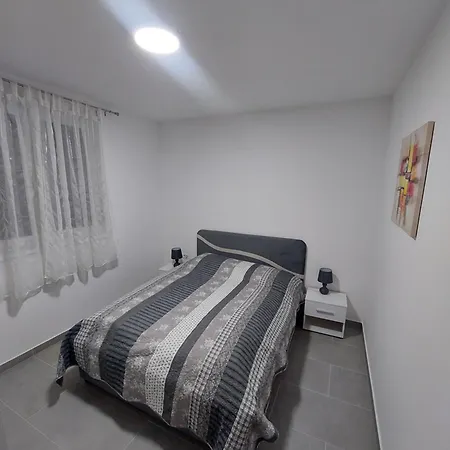 Apartament Milena Pale